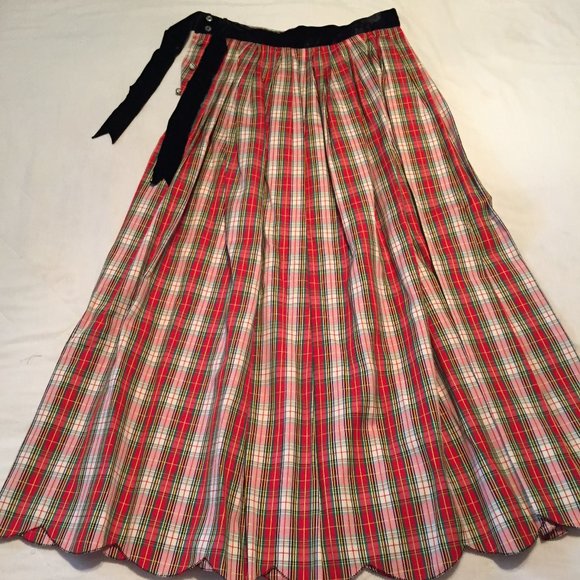 Vintage Plaid Skirt For The Holidays With Black Velvet Tie Waist - Picture 1 of 10